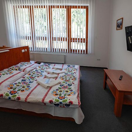 Appartement Studia Sprava Tanapu à Štrbské Pleso Extérieur photo