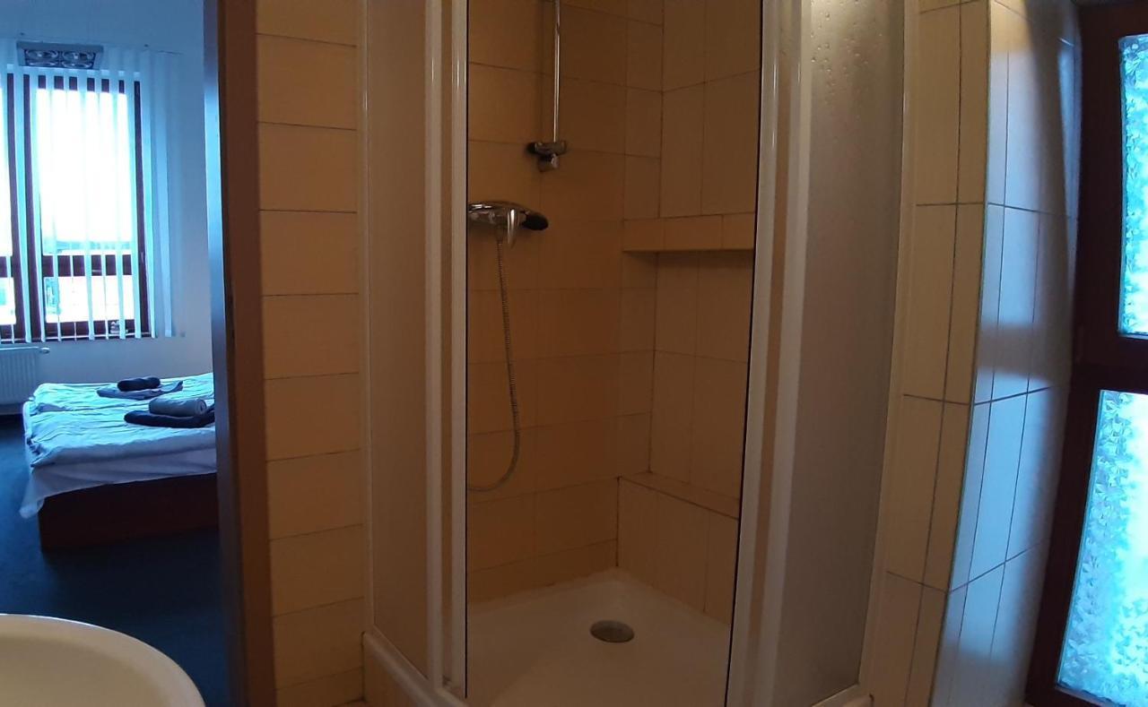 Appartement Studia Sprava Tanapu à Štrbské Pleso Extérieur photo