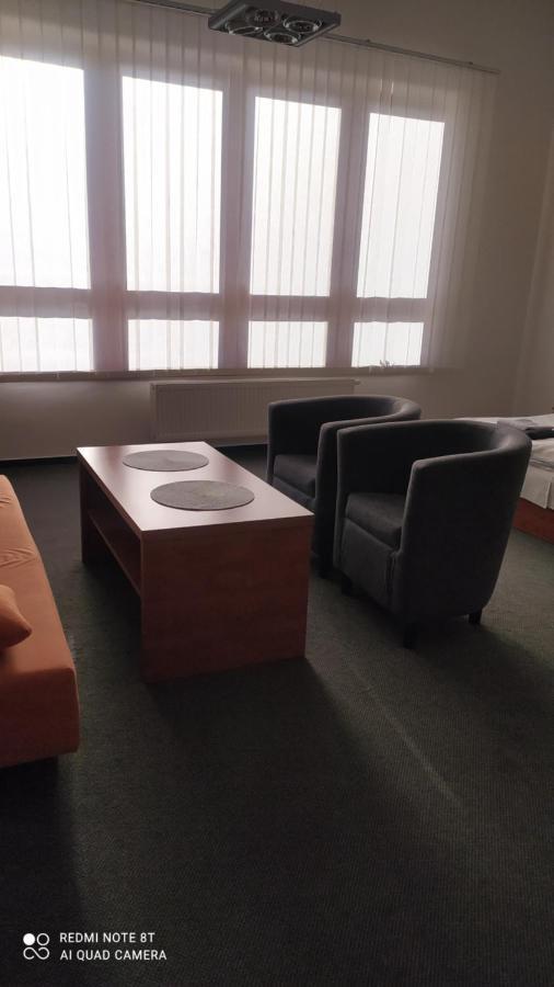 Appartement Studia Sprava Tanapu à Štrbské Pleso Extérieur photo