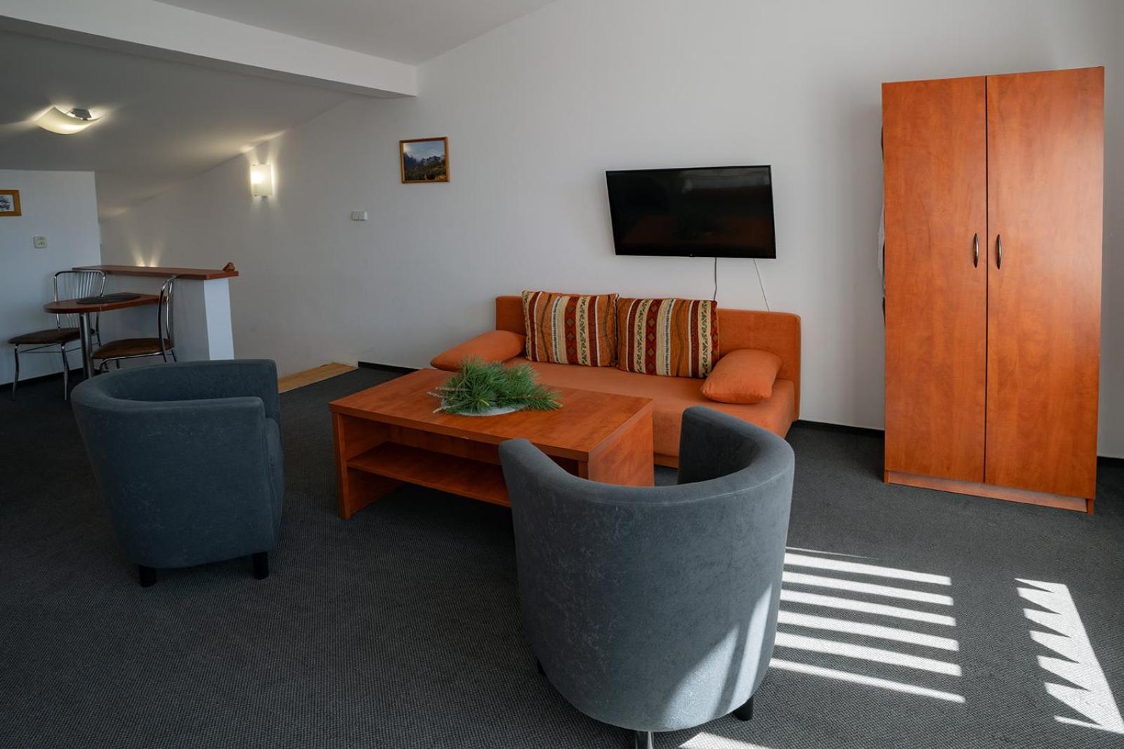 Appartement Studia Sprava Tanapu à Štrbské Pleso Extérieur photo